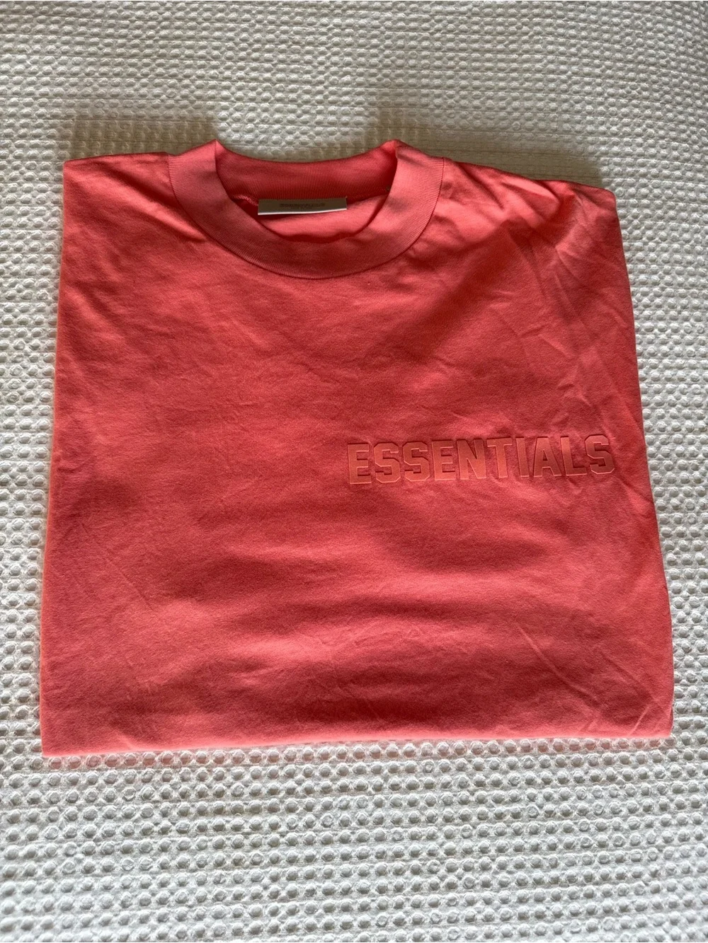 Brand New Fear of God Essentials Coral-Pink Embossed Logo Crewneck Tshirt unworn - Picture 6 of 6